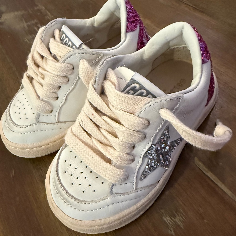 Golden Goose Kids White Shoes size 21 toddler size 5